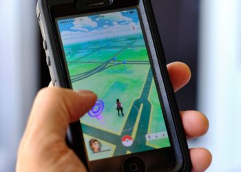 Rise in phone-related injuries linked to iPhone, Pokemon Go