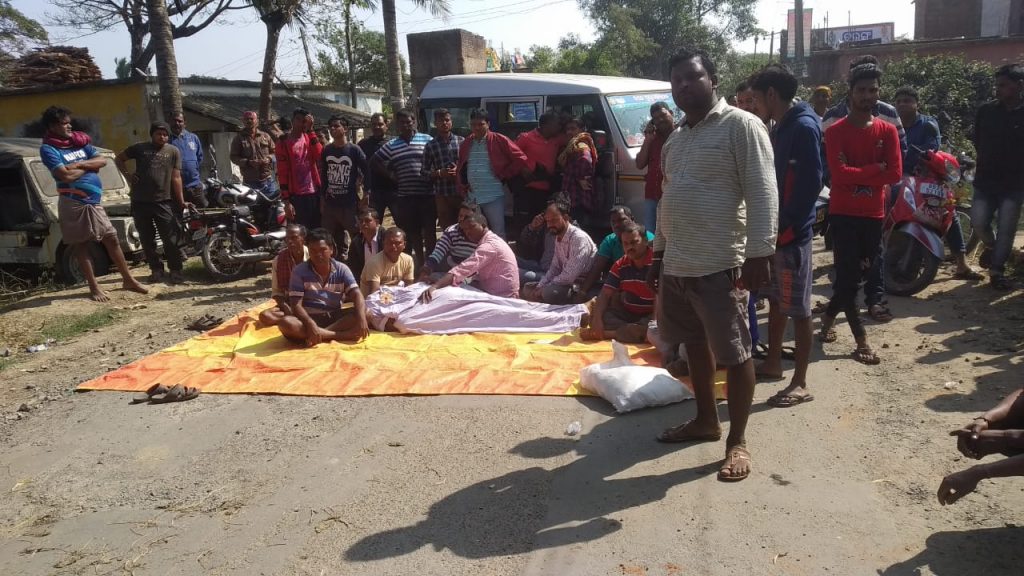 Dumper runs over a man; locals block road