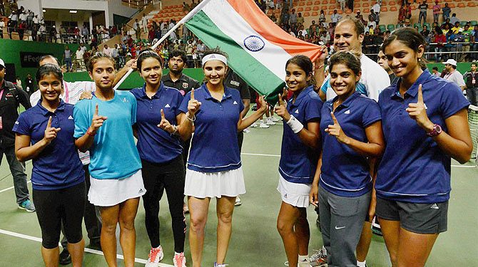 Sania Mirza's absence may hurt India's Fed Cup team