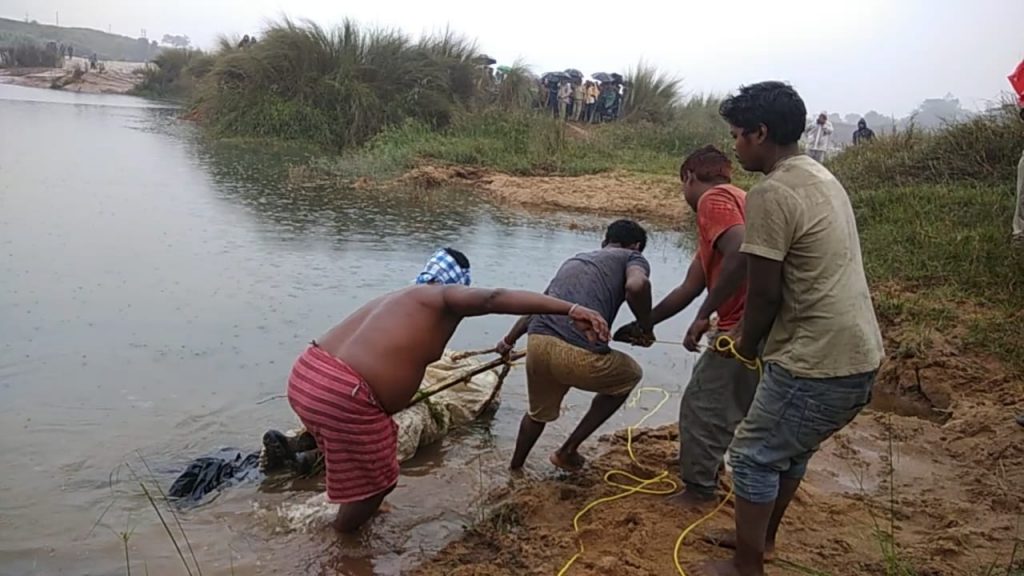 Bodies of man, woman found floating in Baitarani river