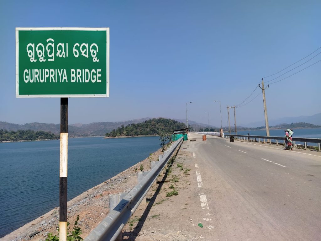 Guard walls of Gurupriya Bridge damaged, repair underway