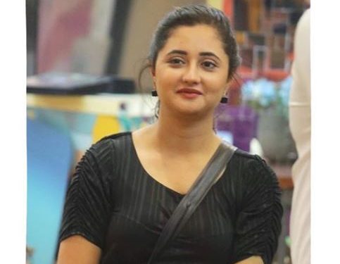 Happy birthday Rashami Desai; know few facts facts about her career