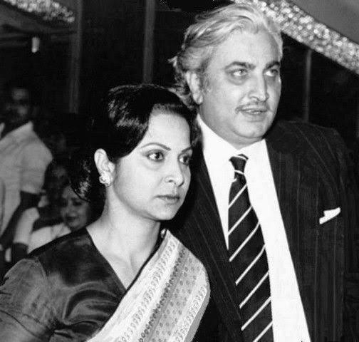 Already-married Guru Dutt was madly in love with Waheeda Rehman; The actress later married another man