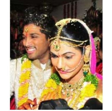 Allu Arjun to wife on anniversary: Love grows every day