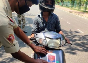 Commissionerate Police to issue ‘CHECKED’ stickers for vehicles working during lockdown