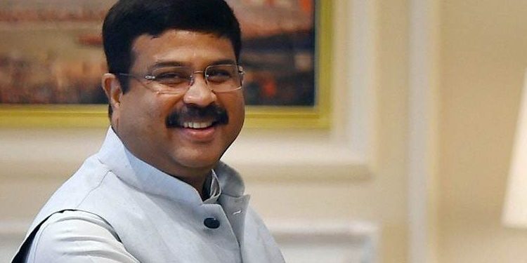 Union Petroleum and Natural Gas Minister Dharmendra Pradhan Tuesday urged Chief Minister Naveen Patnaik to roll out central government –sponsored Ayushman Bharat Yojana in Odisha.