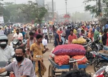 Panic buying witnessed amidst lockdown in Bhadrak