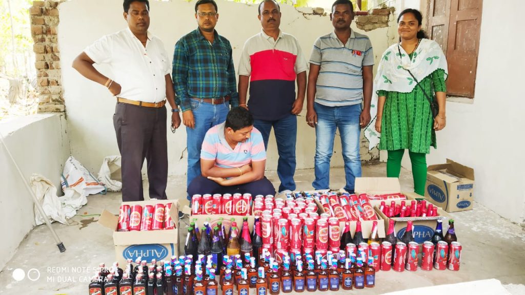 Excise officials seize Illegal liquor in Malkangiri, one arrested