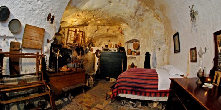 An entire village in this country lives in underground! Know why