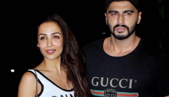 Malaika Arora prepares dessert during lockdown; Arjun Kapoor shares pic