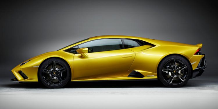 Lamborghini to unveil new Huracan sports car in Apple AR