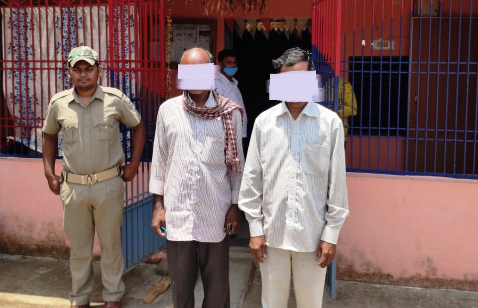 Police arrests two for issuing fake birth certificate OrissaPOST