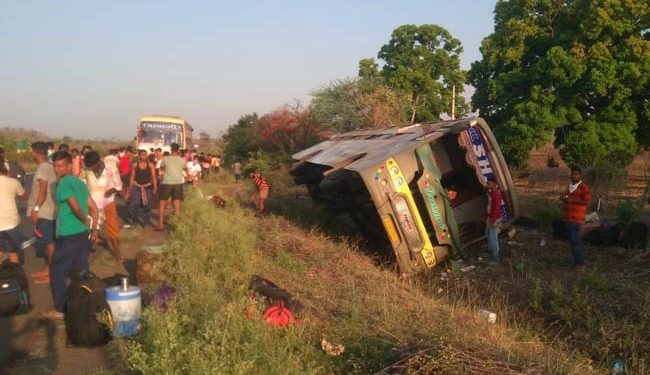 Two dead, five injured in road mishaps involving returning migrant workers