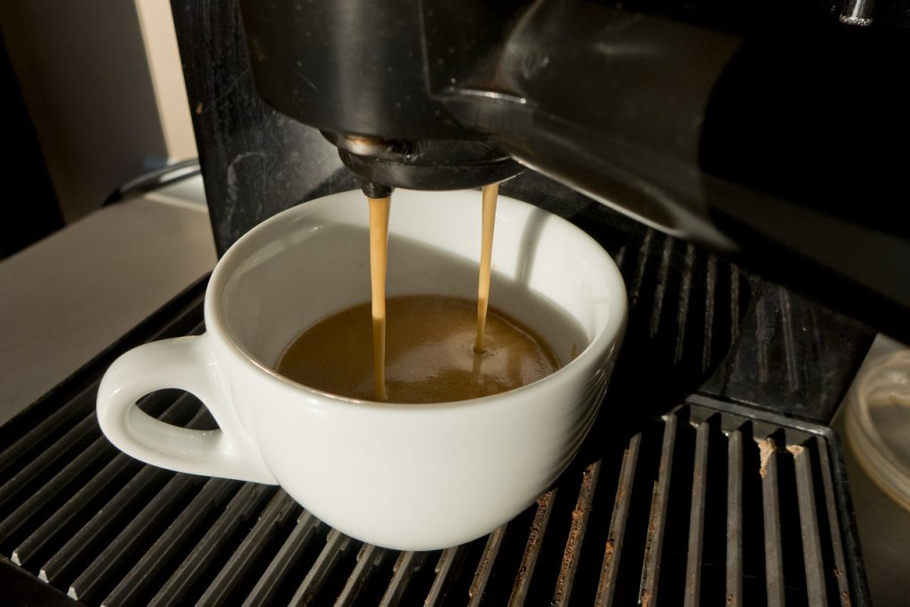 Drink coffee to cut risk of digestive disorders