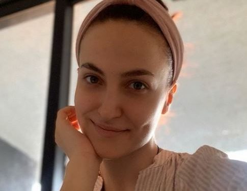 Actress Elli AvrRam comes up with new dance form in hilarious new post; watch video