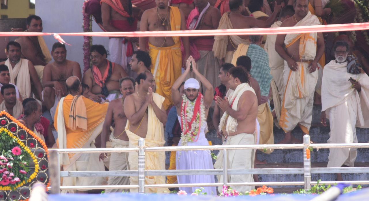 Grand Road empty as devotees witness ‘Snana Yatra’ through live telecast, ‘Mudirasta’ performs ‘Chherapahara’