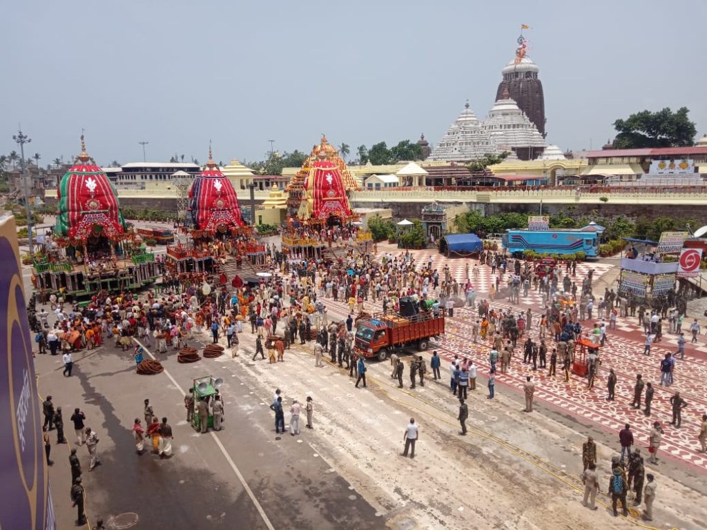 President Kovind, Modi, Naveen greet citizens on Rath Yatra