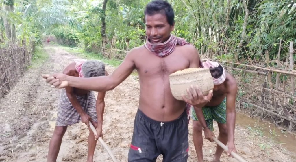 Balasore villagers protest by planting paddy on poorly constructed road