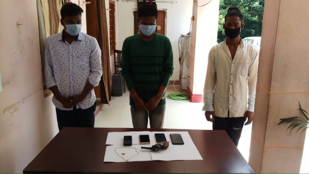 Three gold chain snatchers arrested in Bhubaneswar