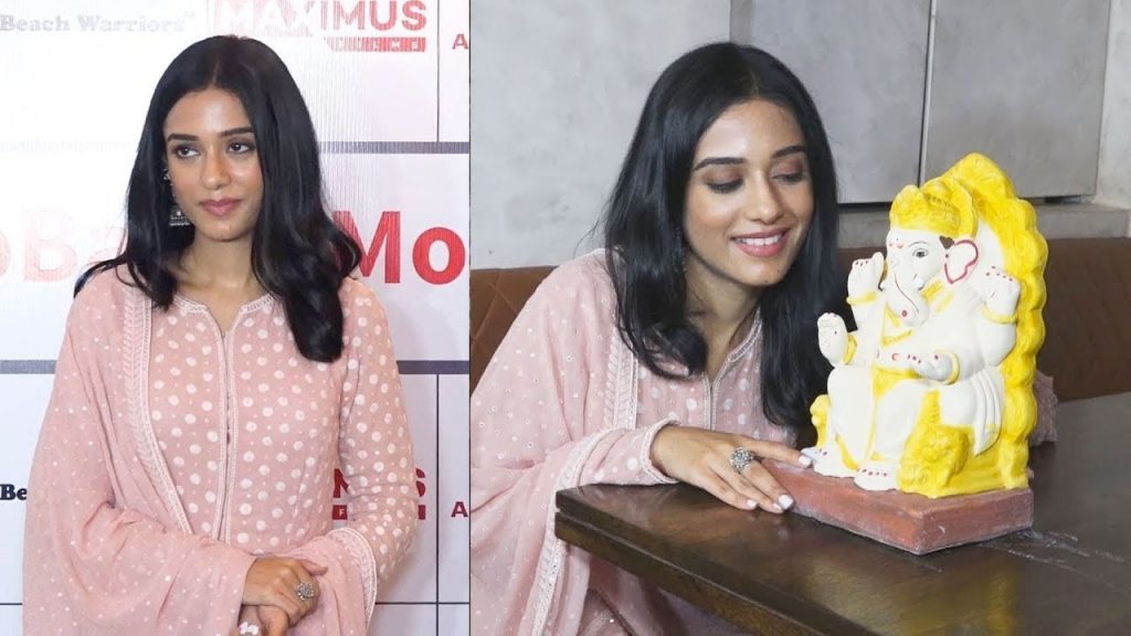 Actress Amrita Rao urges fans for eco-friendly idols during Chaturthi celebration