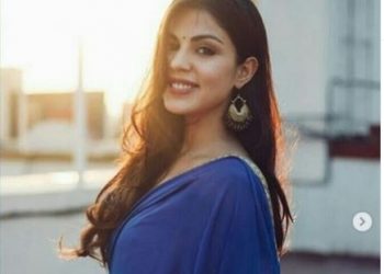 Rhea Chakraborty's neighbor makes U turn before CBI in SSR case