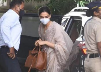 Netizens come out in support of Deepika Padukone