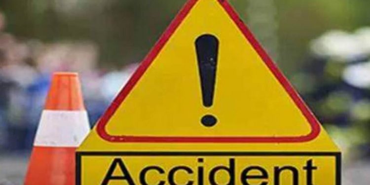 Two killed as car collides with truck head-on in Sambalpur