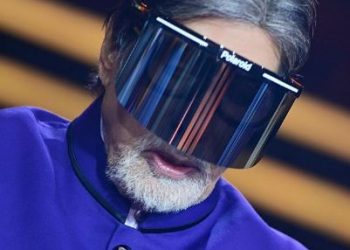 Amitabh Bachchan wears face shield on KBC 12 set, urges all to be safe