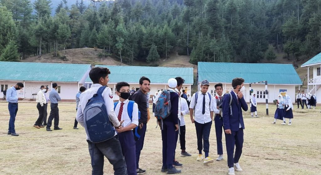 Lolab Valley School