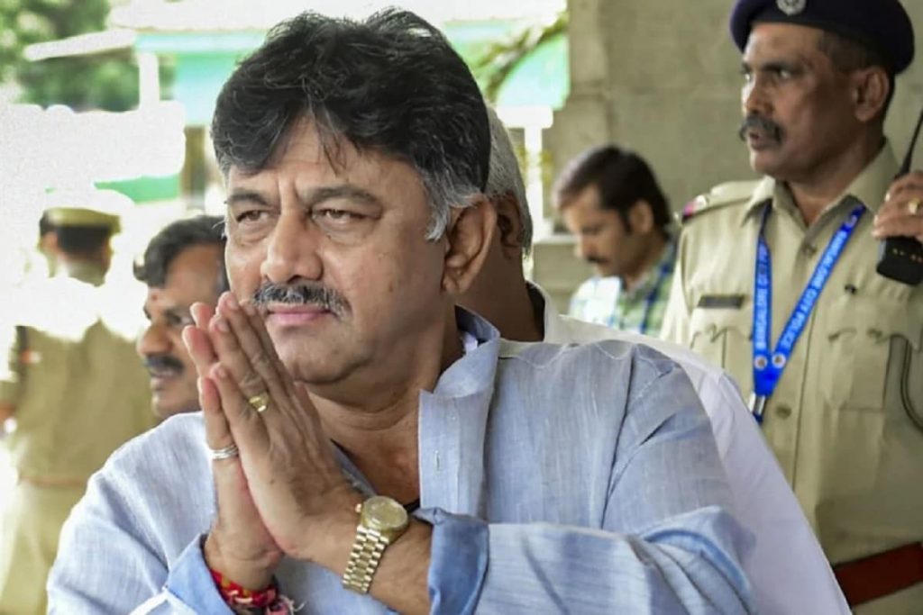 Congress comes in support of Shivakumar post CBI raid