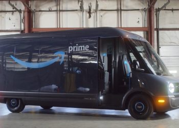 Amazon introduces 1st custom electric delivery vehicle