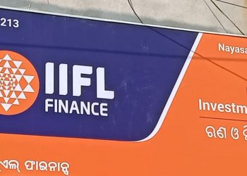 Cuttack IIFL branch heist case Two jewellery shop owners arrested