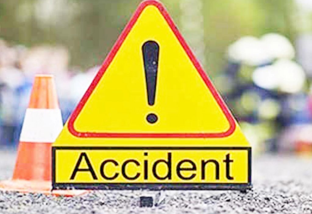 Three dead as truck hits auto-rickshaw in Bargarh