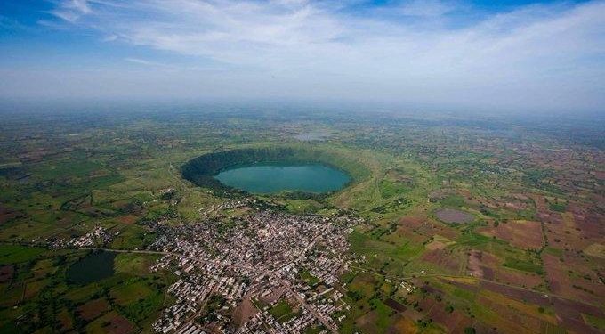 Lonar Lake becomes Maha's 2nd Ramsar Site in 2020. (Photo Credit: Uddhav Thackeray)