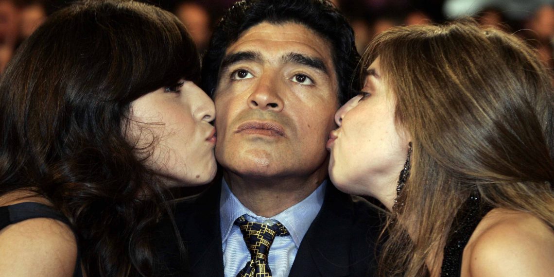 Foul play not ruled out in Diego Maradona's death, doctor under scanner - OrissaPOST