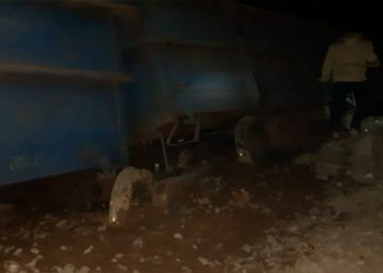 13 wagons of goods train derail in Koraput district