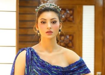 Watch: Actress Urvashi Rautela gets tested for COVID-19