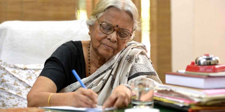 Poet-activist Sugathakumari passes away