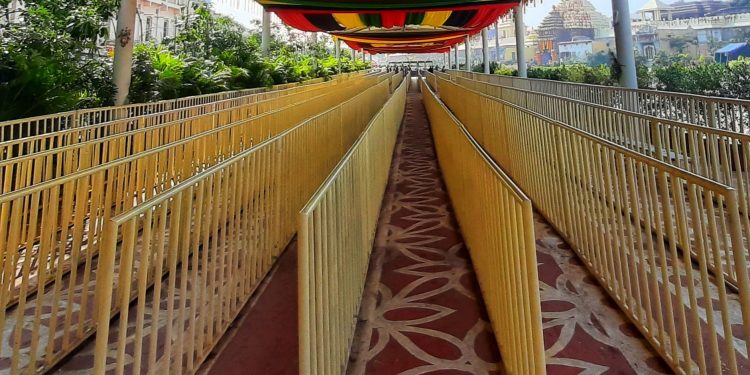 Empty barricades near Srimandir in Puri