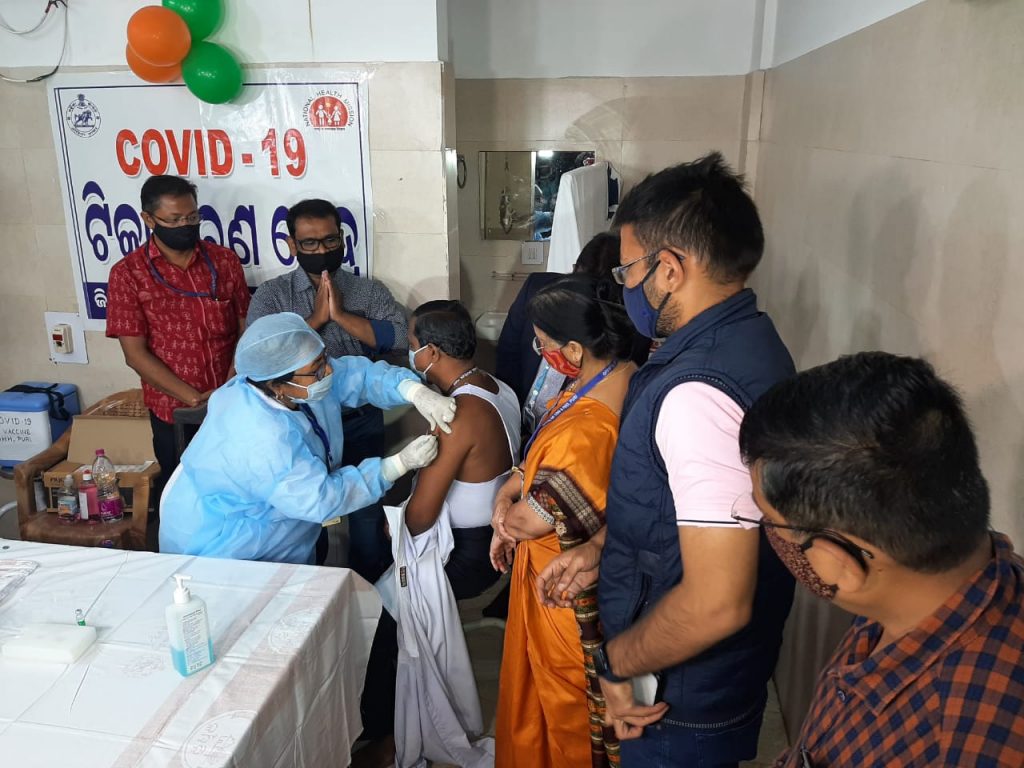 COVID-19 vaccination drive begins in Odisha