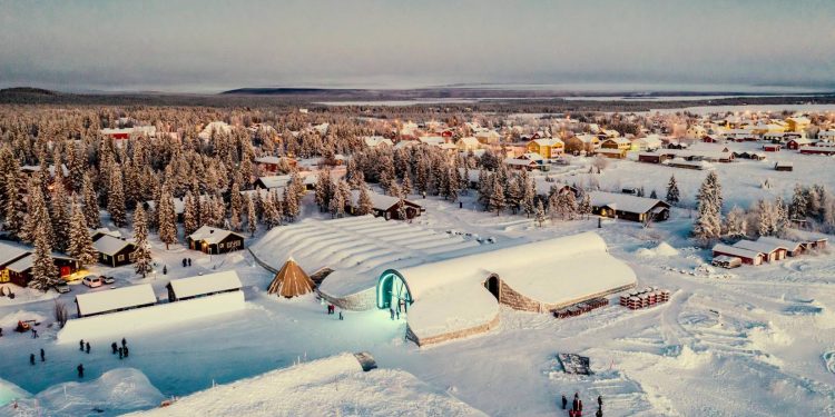 A unique hotel which is built every year