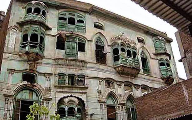 Pakistan govt approves ₹2.35 crore to purchase ancestral houses of Dilip Kumar, Raj Kapoor