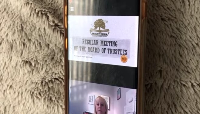 Entire California school board resigns as video call goes viral.(photo:https://www.theverge.com)