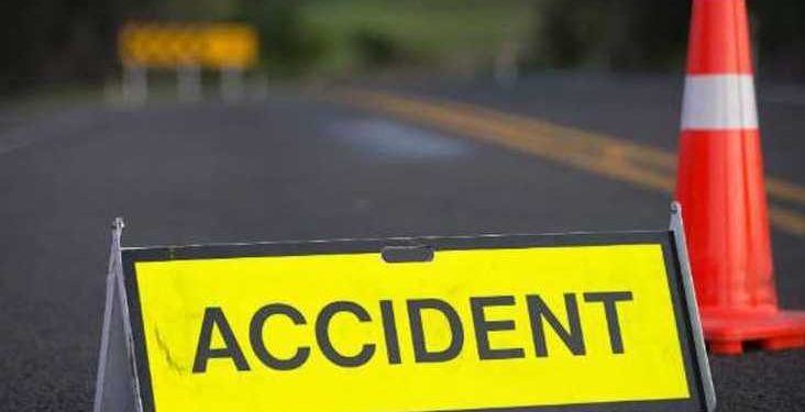 2 dead, 1 injured as bike runs into roadside tree in Kandhamal