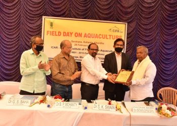 Fish farmer Padmashri Batakrushna Sahu being felicitated for acting as a role model for others in practicing scientific fish farming.