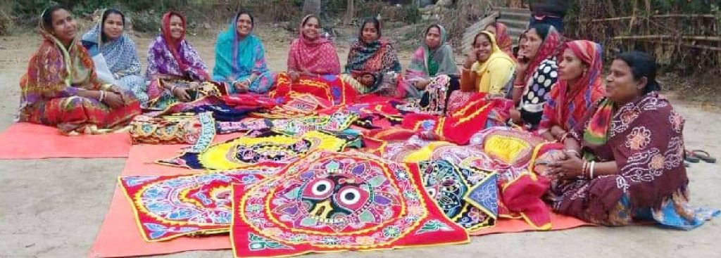 40 women earning lakhs from chandua-making