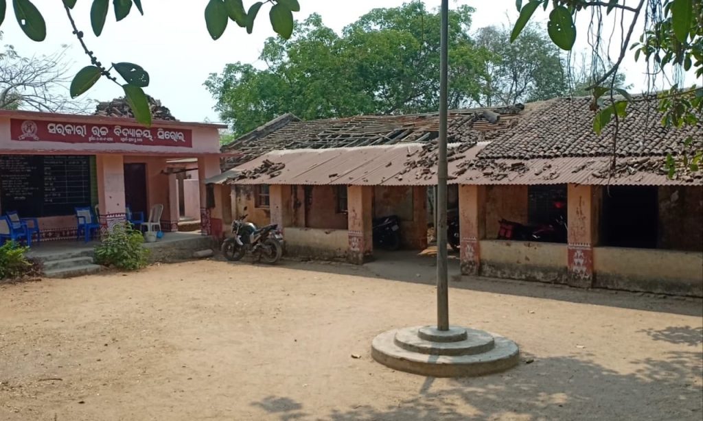 Established in 1959, this Kalahandi high school wallows in neglect