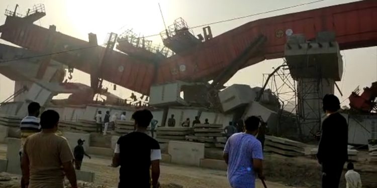 Three injured as under-construction flyover collapses on Dwarka Expressway.