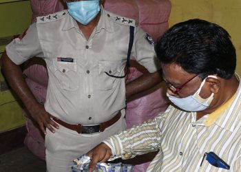 Banned gutkha worth Rs 33L seized in Cuttack