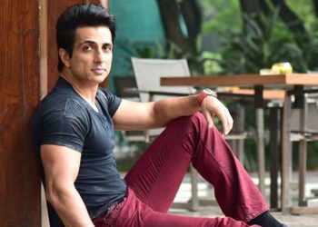 IT department 'surveys' actor Sonu Sood's Mumbai premises